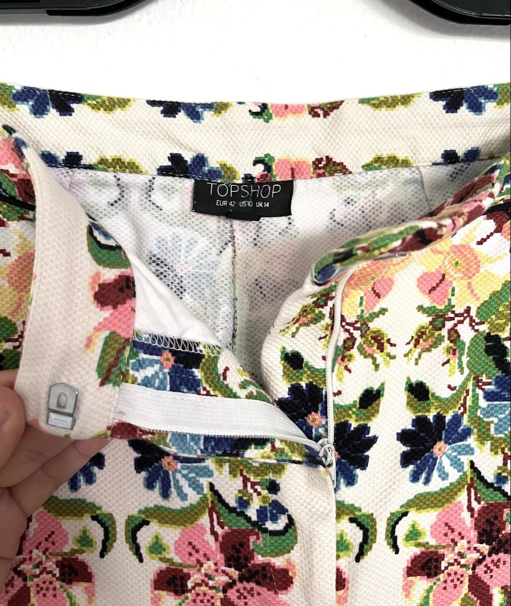 Topshop Pantaloni: TOPSHOP BLUMENHOSE GR. 42 – Nuovo (secondo la descrizione) da Basel venduto da JJ.Elena 1