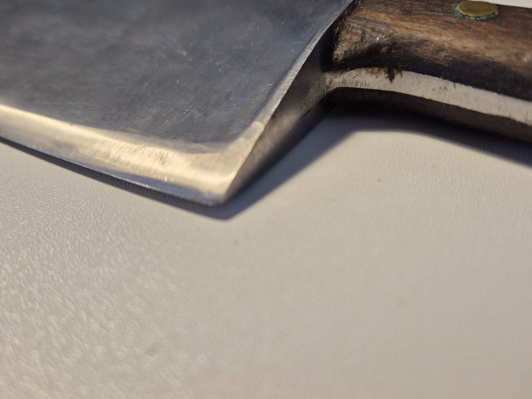Coltelli da cucina: Couteau de chef de bonne qualité – Usato da Monthey venduto da McAuthor 4