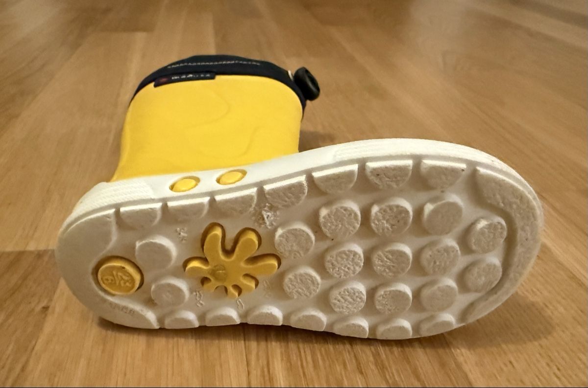 Schuhe für Jungen: Méduse - Bottes de pluie jaune, pointure 23 – Gebraucht aus Genève von valmath 2
