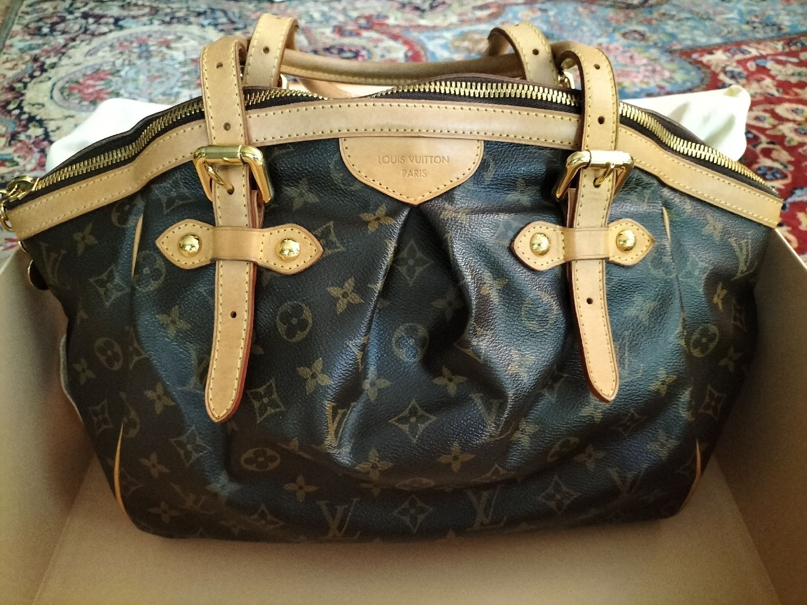 Louis Vuitton Borse da donna: Louis Vuitton Monogram Tivoli GM - Excellent Condition! – Usato da Grand-Lancy venduto da starfish1980