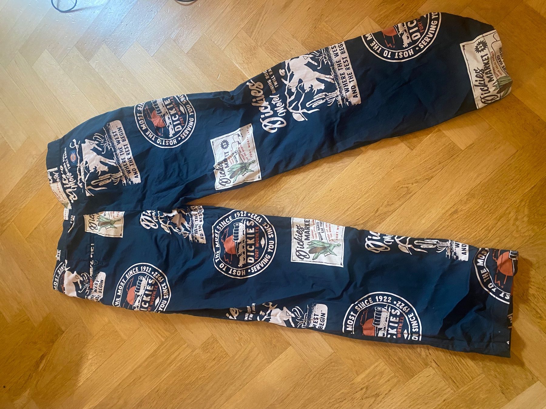 Dickies Pantaloni: Dickies Hose Gr. 34 - ganz neu – Nuovo e nell'imballaggio originale da Zürich venduto da SunnySeller 3