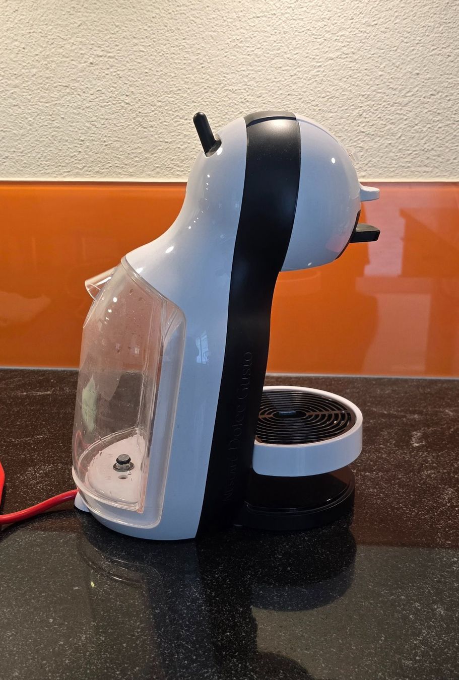 De'Longhi Machines à café & Machines à expresso: DeLonghi Dolce Gusto Kapselmaschine – Défectueux à Ruswil par DNAB 3