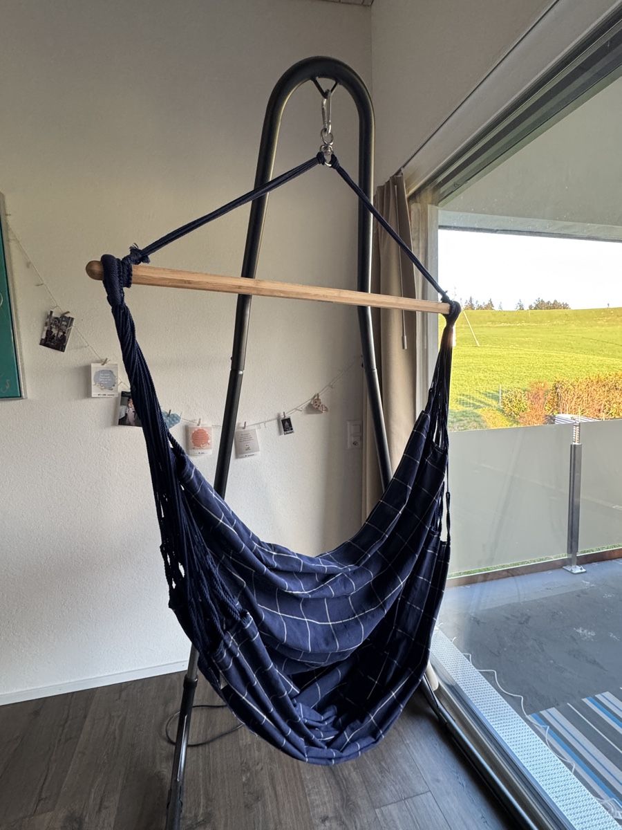 Poltrone pensili da giardino: Hängesessel mit Gestell, bequem – Usato da Amden venduto da shi_tkdo