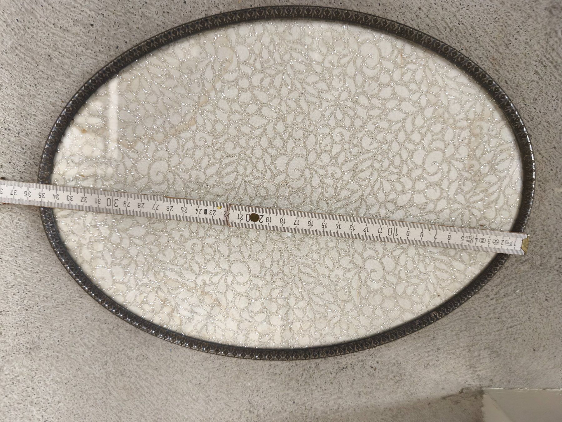 Piatti di portata: Antikes Tablett mit Glas Einsatz – Usato da Zürich venduto da Jul69 1