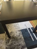 Table à manger extensible noire  90x90 cm (jusquà 169 cm)