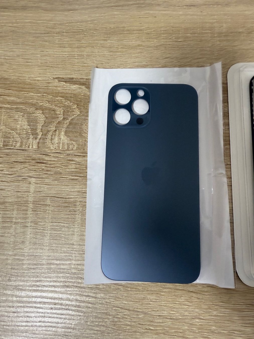 Apple Monitore: iPhone12 Pro Max Display-Batteriegehäuseabdeckung-Hörmuschel – Neu und originalverpackt aus Rothenhausen von Sviva 1