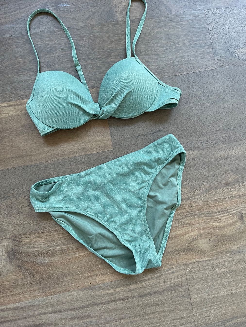 Esprit Maillots de bain & Bikinis: Bikini Gr. 38 – D'occasion à Altendorf par Best_friend 1