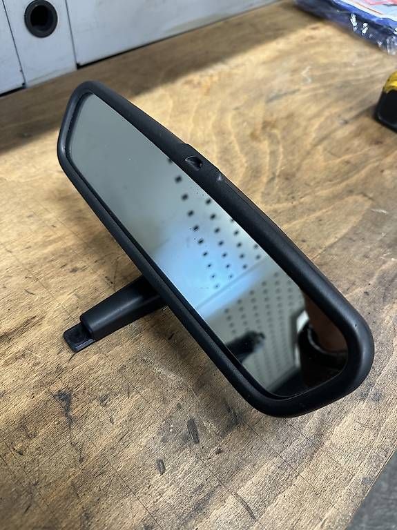 Alle Autoersatzteile: AUDI Rs4 b5 Innenspiegel – Gebraucht aus Oetwil am See von CarParts 1