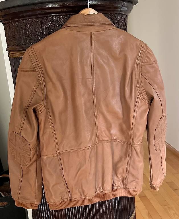 Vestes: PEPE JEANS Lederjacke hellbraun 36/38 – D'occasion à Basel par Findus78 1