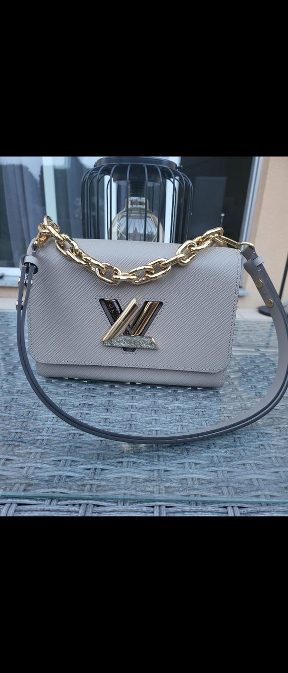 Louis Vuitton Altro in  Abbigliamento & Accessori: Louis Vuitton Twist en edition limitee – Nuovo (secondo la descrizione) da Aigle venduto da beb_vmq5