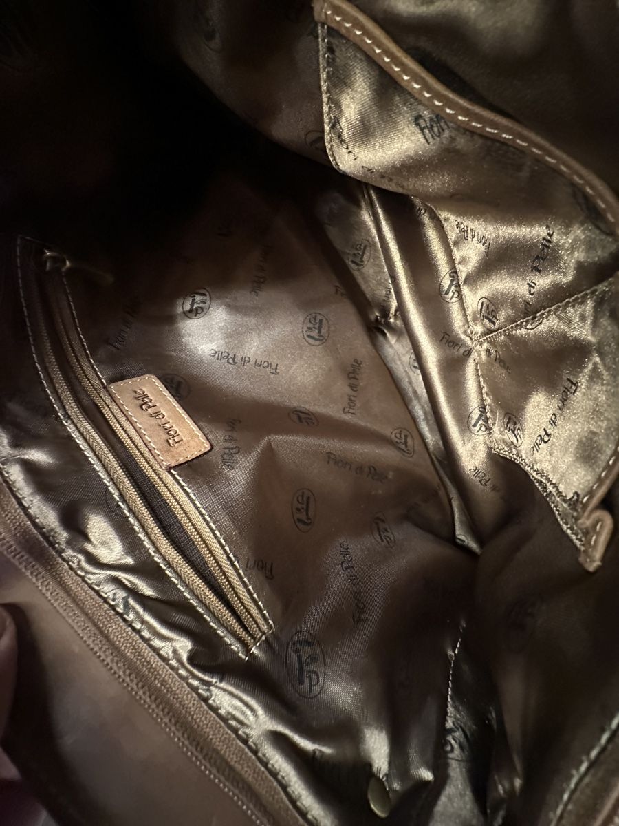Taschen: Ledertasche Stylisch – Neu (gemäss Beschreibung) aus Oberuzwil von Lebilebi 2