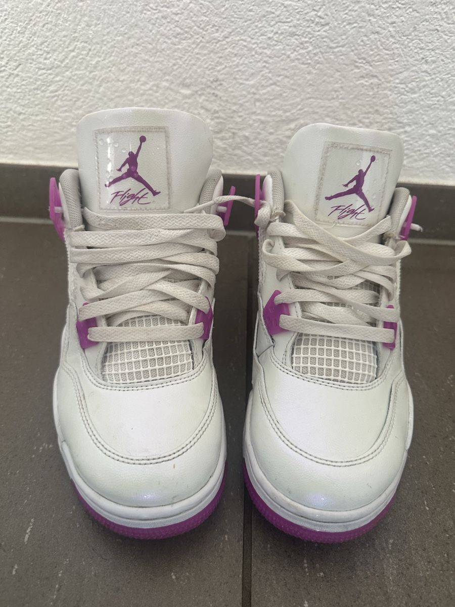 Jordan Damenschuhe: Jordan 4 Retro "Hyper Violet" Grösse 40 – Gebraucht aus Busswil TG von pipolina 1