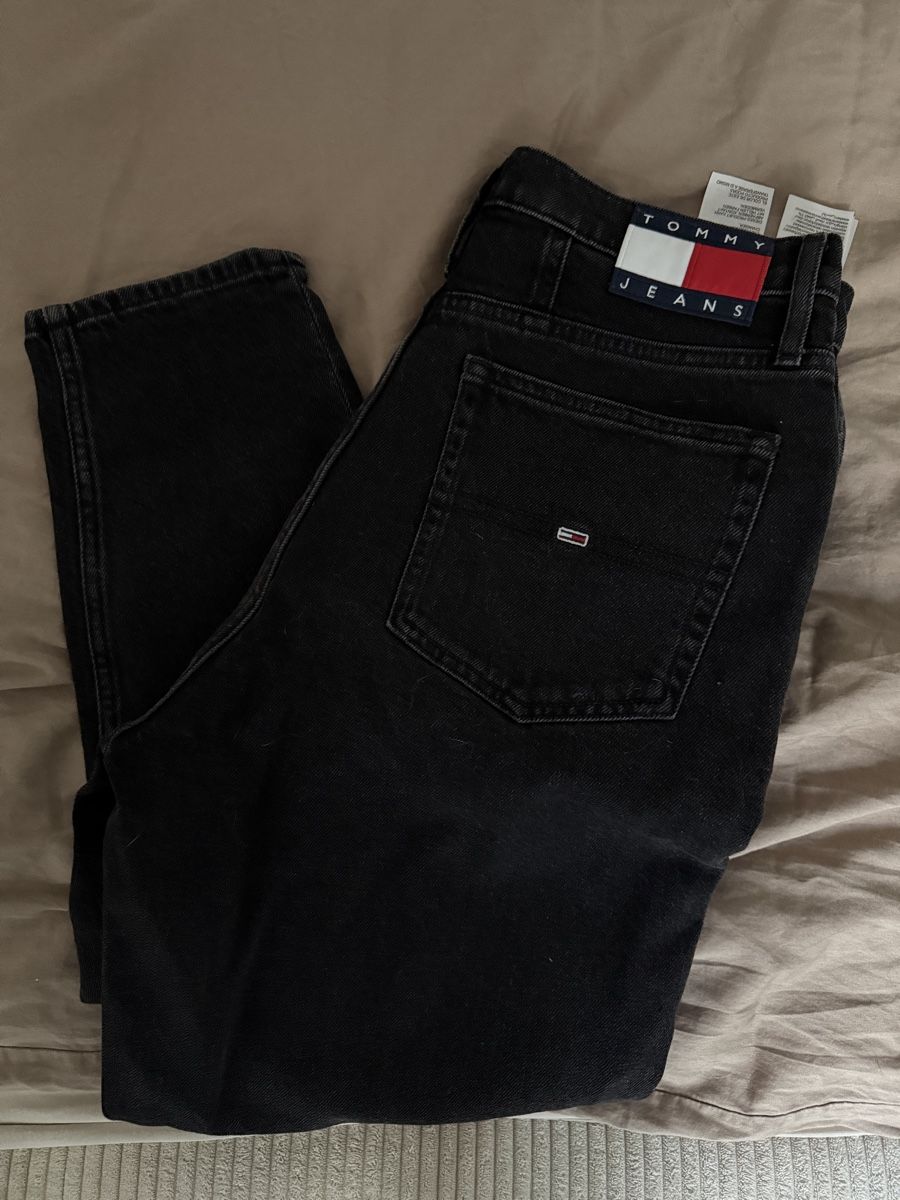 Tommy Hilfiger Jeans: Tommy Hilfiger mom jeans – Nuovo (secondo la descrizione) da Regensdorf venduto da itslilia