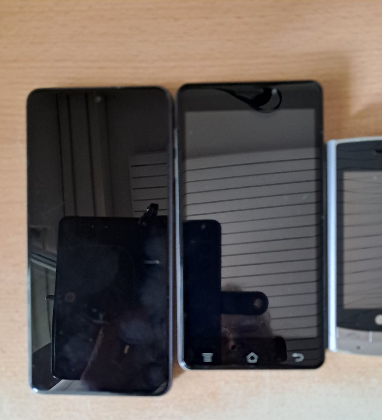 Telefoni cellulari / Smartphones: Handy und Smartphones – Usato da Glattbrugg venduto da mah_c5jk 2