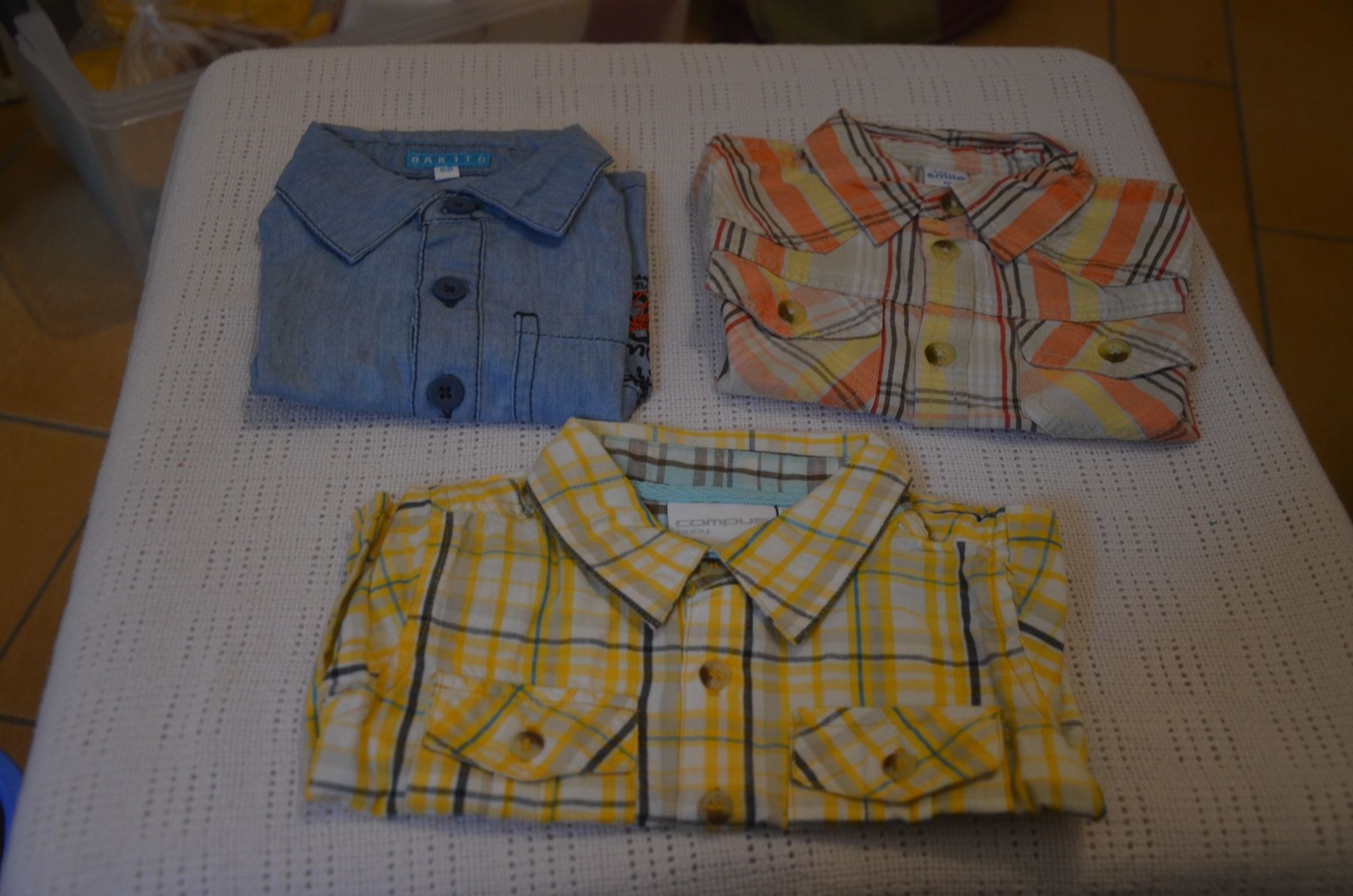 Camicie, Top & T-shirt: TAILLE 68 - 3 HEMD – Usato da Chiasso venduto da Dolly015