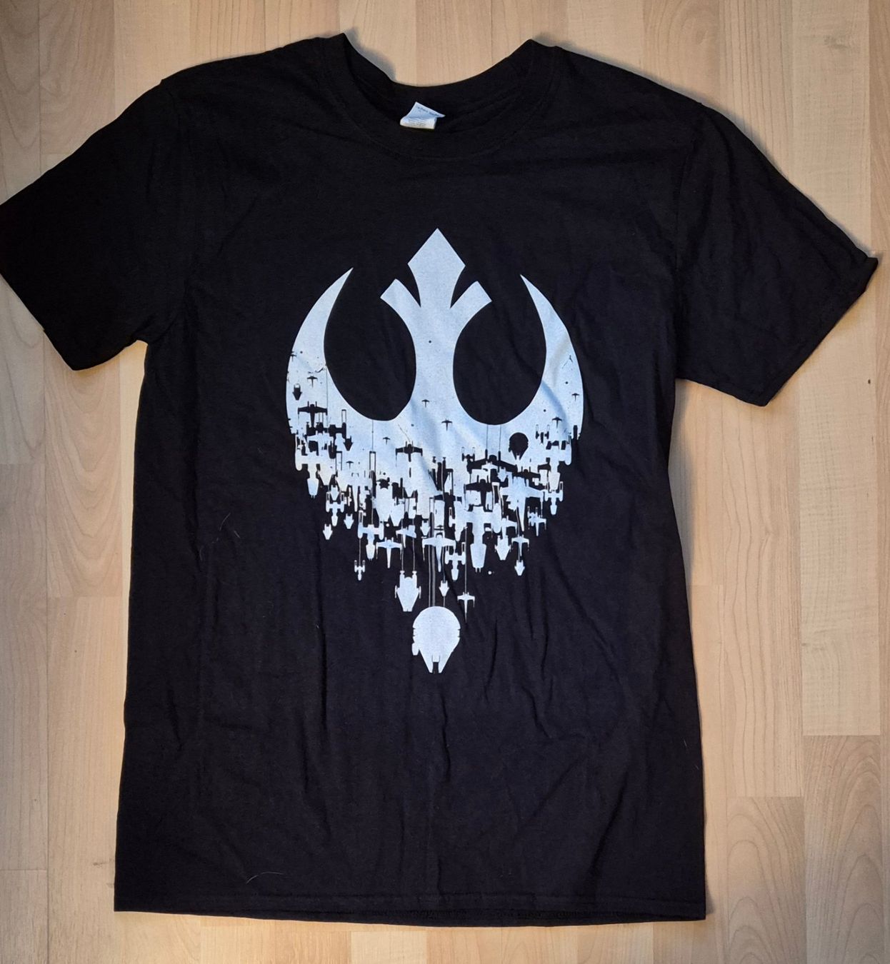 T-Shirts: Star wars-Modor-Comic-Shirt 4 Stk. M Neu – Neu und originalverpackt aus Rheinfelden von Pit666
