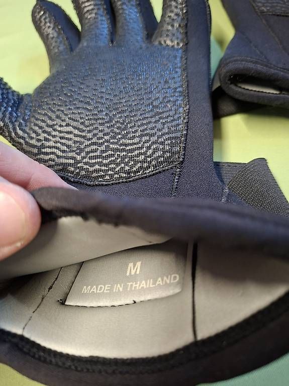Handschuhe & Handstulpen: Tauch Handschuhe – Gebraucht aus Muri AG von Eichhofman 2