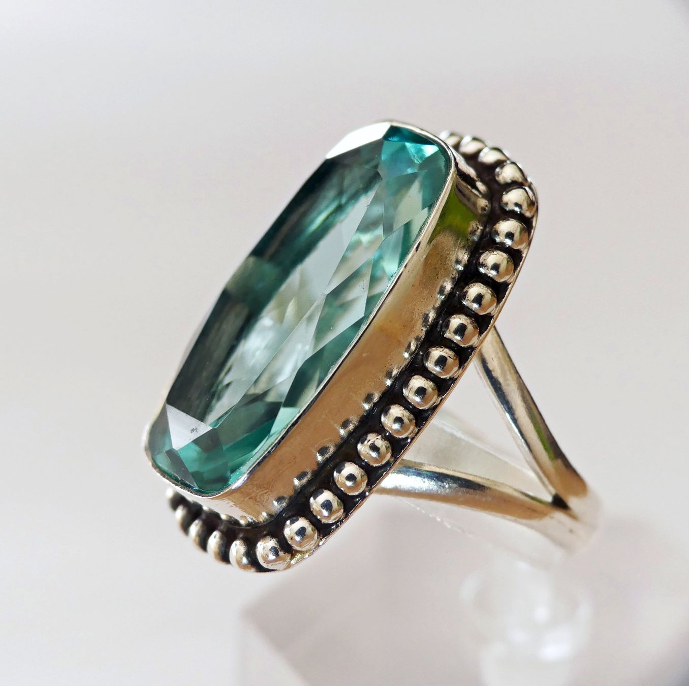 Anelli: Silberring 925 mit grünem Amethyst – Nuovo e nell'imballaggio originale da Matten b. Interlaken venduto da kero71 1