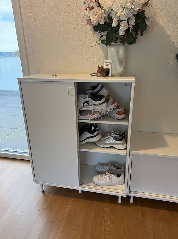 Guardaroba: IKEA Garderobe und Schuhschrank – Usato da Schindellegi venduto da wae_fhj7 3