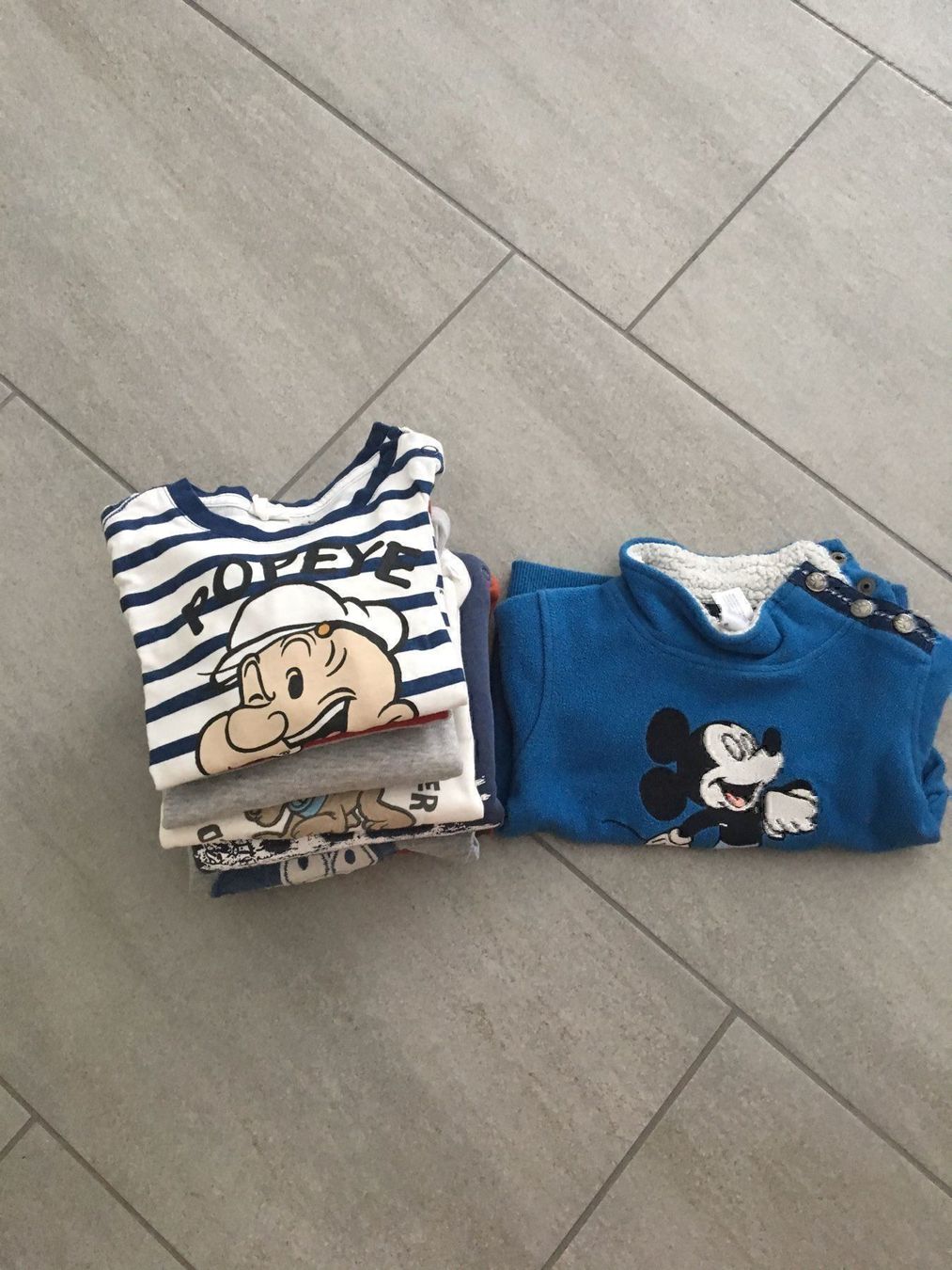 Lotti & Set di vestiti: Kleider Paket Größe 80/86 – Usato da Adliswil venduto da rossoelmare 2