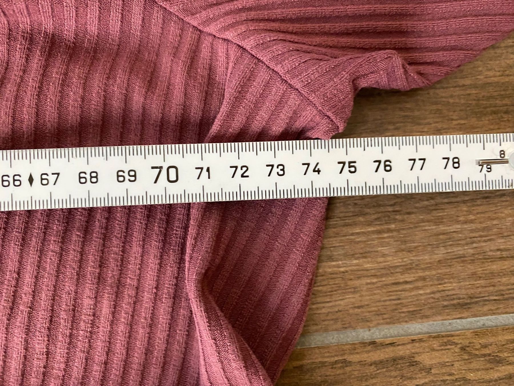 Asos T-Shirts: Asos Design Curve Oberteil altrosa Gr. 56 – Gebraucht aus Pratteln von a23_j2gs 6