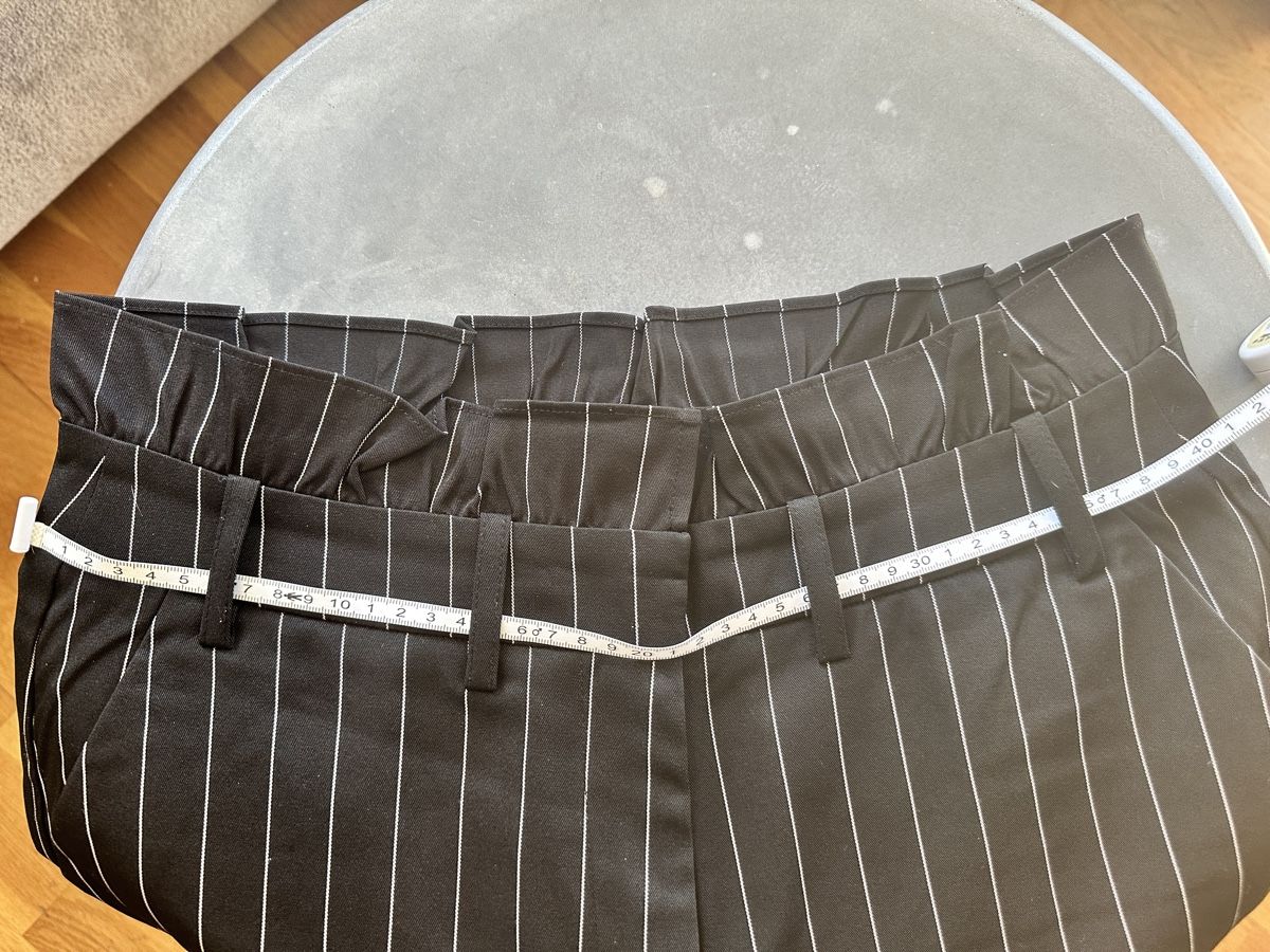 Vero Moda Hosen: Pantalon classe / élégant rayé noir et blanc – Neu (gemäss Beschreibung) aus Cheseaux-Lausanne von Cerfynie 6