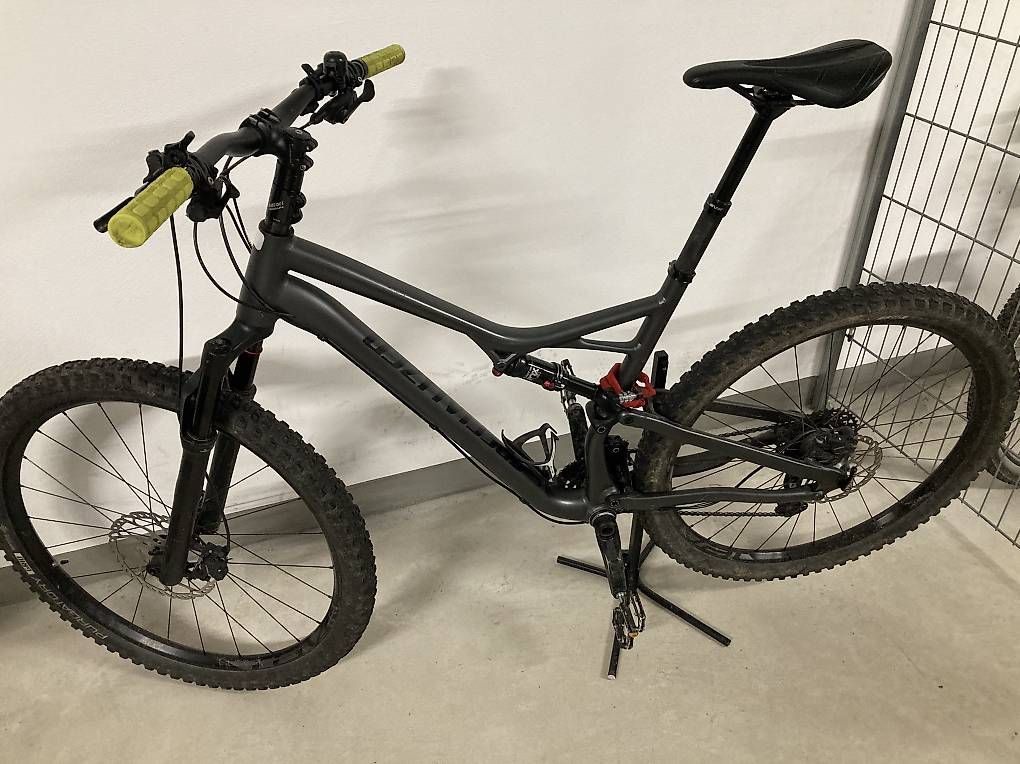 Specialized Biciclette: Spezialiced Bike – Usato da Sachseln venduto da suruam01