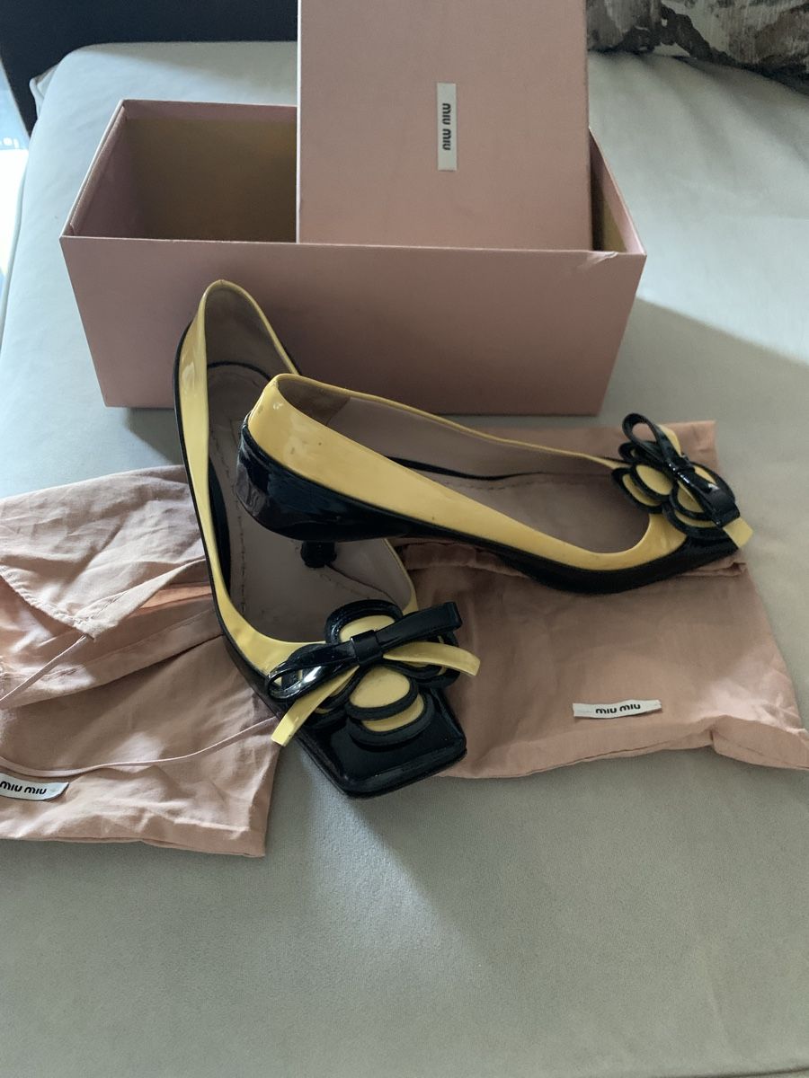 Miu Miu Scarpe da donna: Miu Miu Schuhe – Usato da Bergdietikon venduto da zor_856j 1
