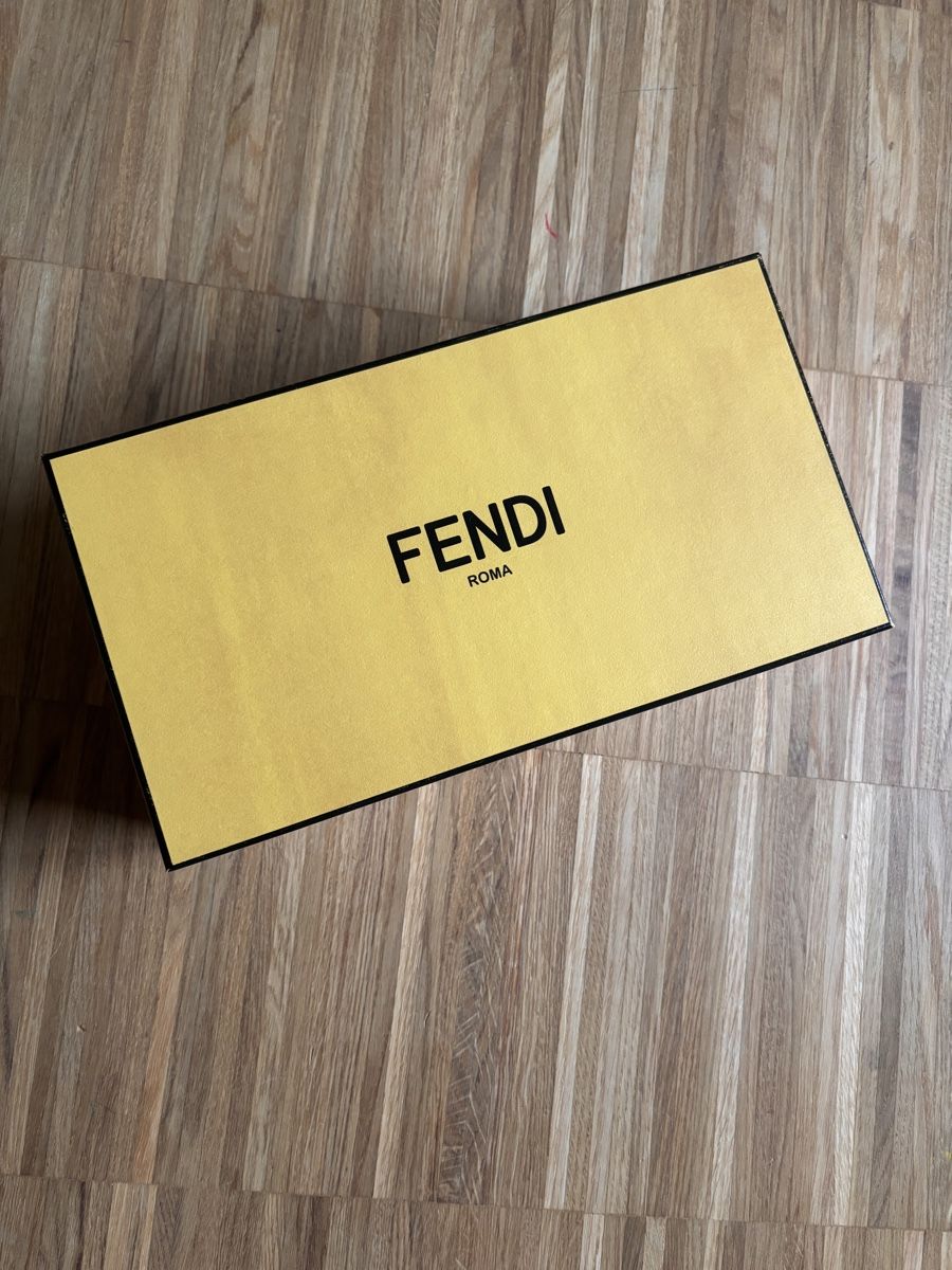 Fendi Scarpe da uomo: Fendi Box. Neu! – Nuovo (secondo la descrizione) da Luzern venduto da lor_x8hx 1