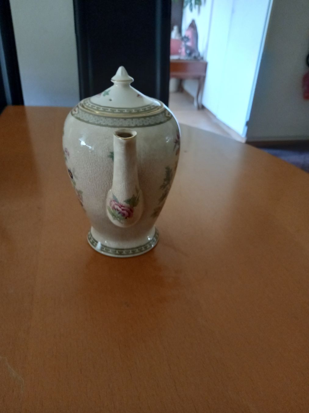 Teekannen: Antik Ducal Krokceramic Teekann England – Gebraucht aus Bern von Imamrashed 1