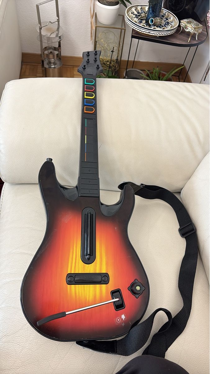 Harley Benton Musikinstrumente: Guitar Hero Gitarre – Gebraucht aus Kriens von mir_v8ww