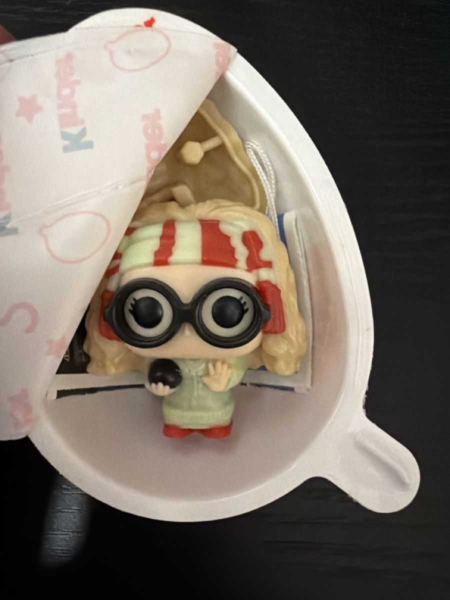Statuette: Kinderjoy Harry Potter - Sibyll Tralewney – Nuovo (secondo la descrizione) da wynigen venduto da Birnenmus