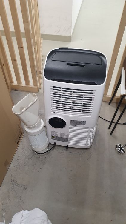 De'Longhi Klimageräte: DeLonghi Pinguino AC Unit 10000 BTU/h – Gebraucht aus Brig von mdw_278l 3