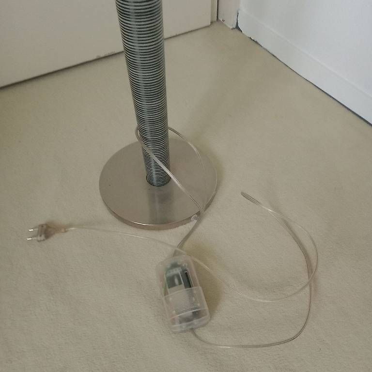 Lampade:  Stehleuchte Foscarini Mite – Usato da Adliswil venduto da Cassagnes 1