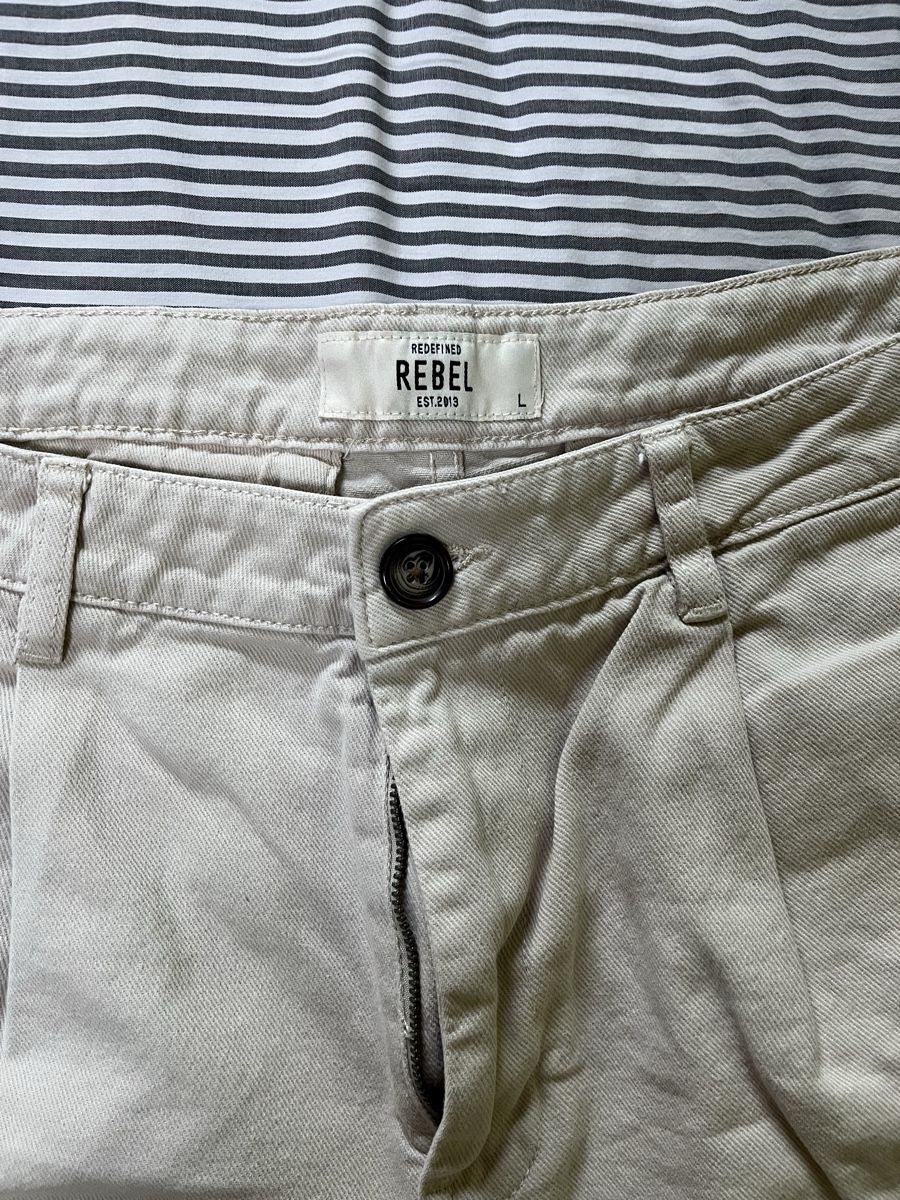 Jeans: Pantalon REBEL beige, taille L – Usato da Massongex venduto da Marthi_99 1