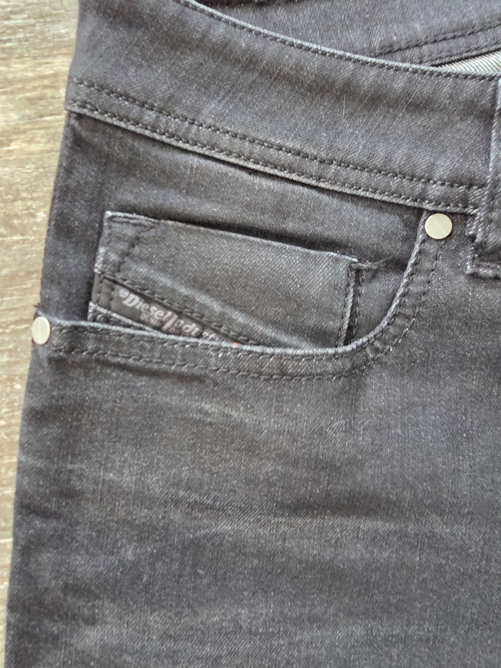 Diesel Jeans: Diesel Sleenker Jeans W34/L32 anthrazit – Usato da Dietlikon venduto da Bonamesa 4