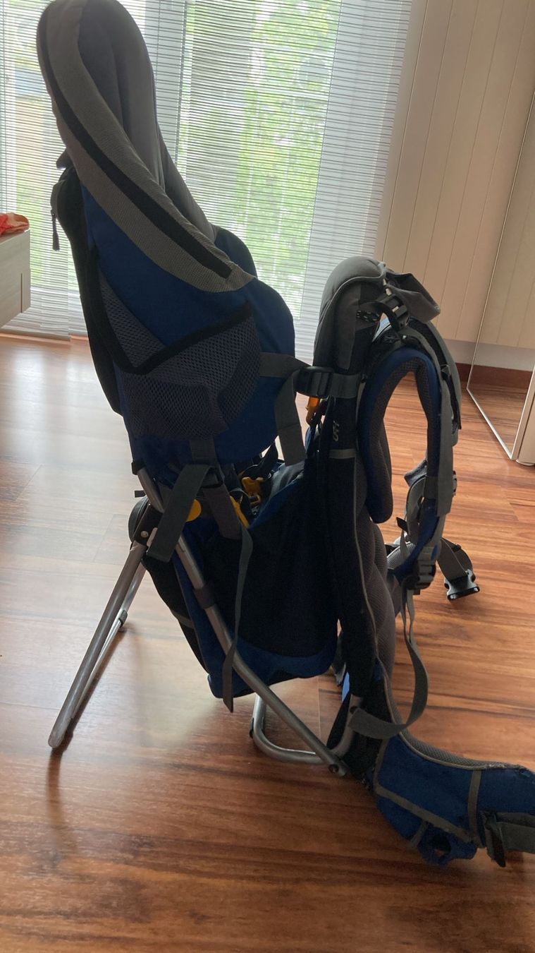 Deuter Marsupi portabebè: Deuter Kid Comfort III – Usato da Ebnat-Kappel venduto da Polo011
