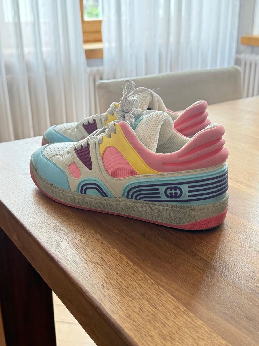 Gucci Chaussures femmes: Gucci Sneaker Gr. 37.5 – D'occasion à Tübach par Laba1990 2