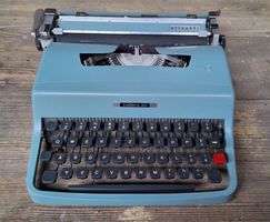 Olivetti Lettera 32, Vintage Schreibmaschine