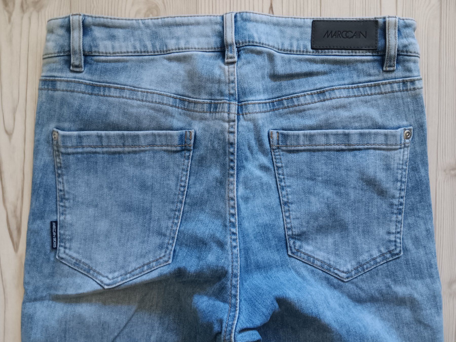 Marc Cain Jeans: MARC CAIN  Jeans  Taille / Grosse S (3) – Usato da Cossonay-ville venduto da Super-Price-Quality 6