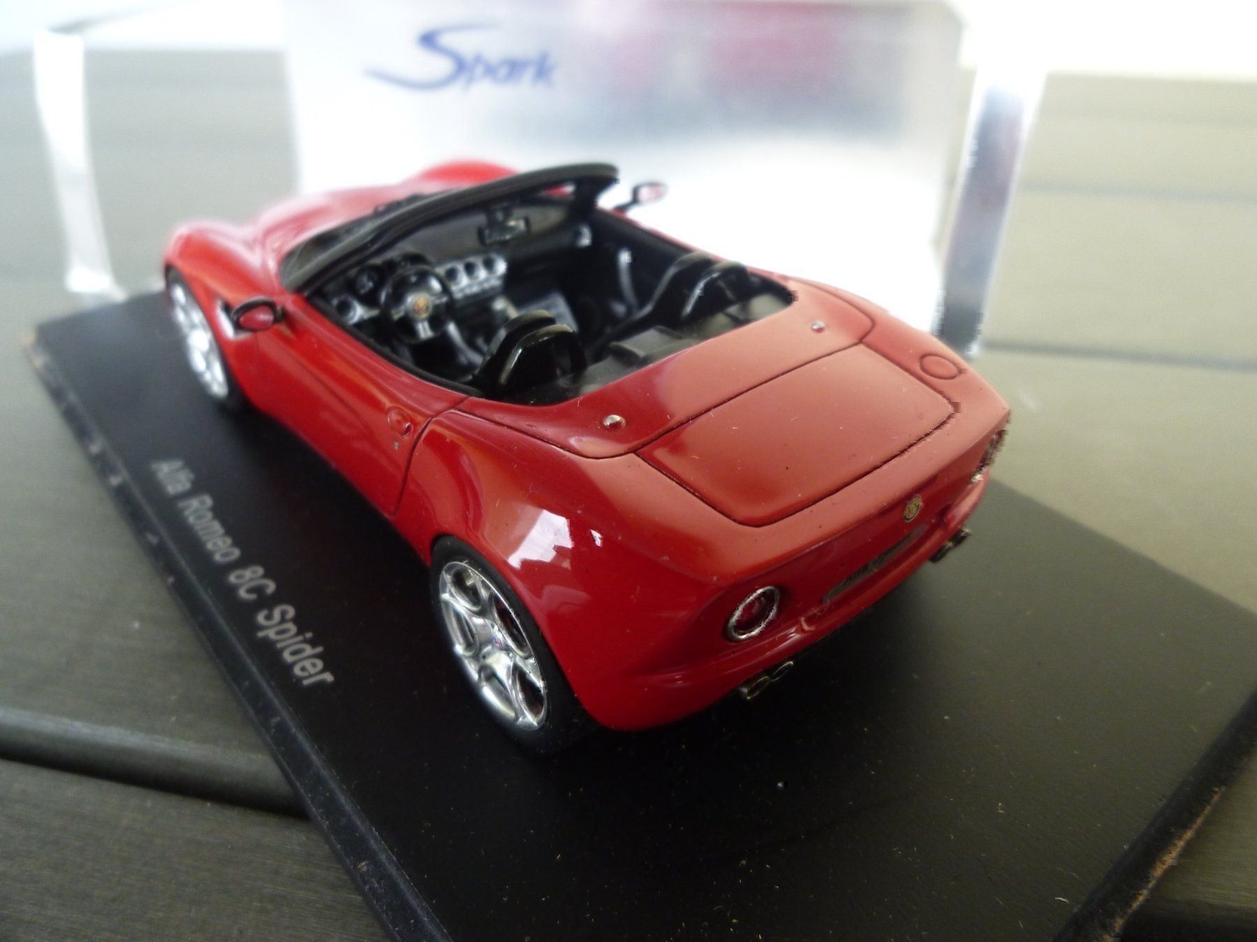 Alfa Romeo Modellini d'auto: Alfa Romeo 8C Spider (2005) – Nuovo (secondo la descrizione) da Flawil venduto da Imperiosud 2