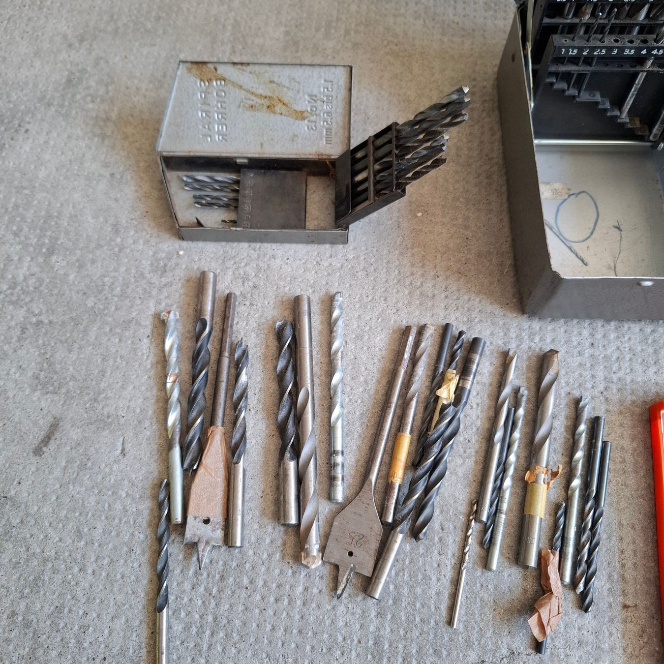 Alle Werkzeuge: Lot de mèches outils – Gebraucht aus Neuchâtel von Rochawood 1