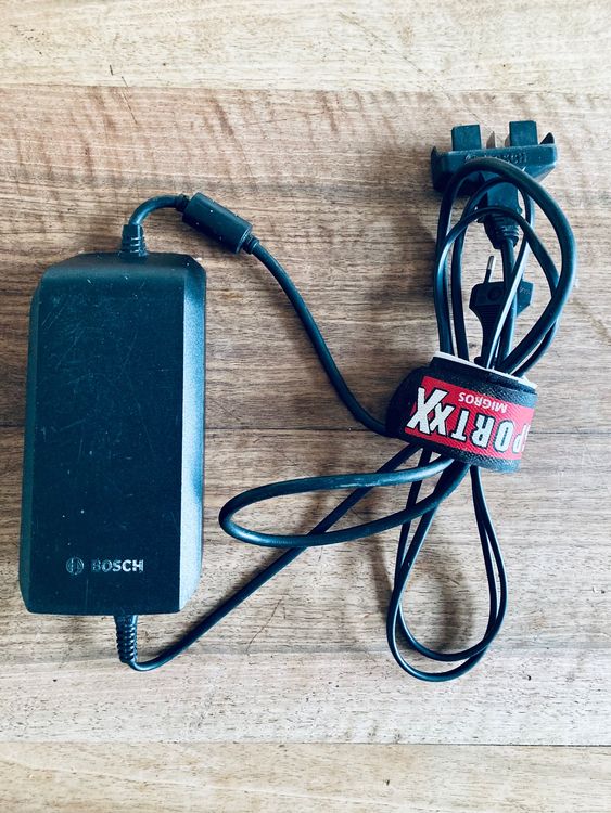 Battery Charger Bosch 364/230 Kaufen auf Ricardo