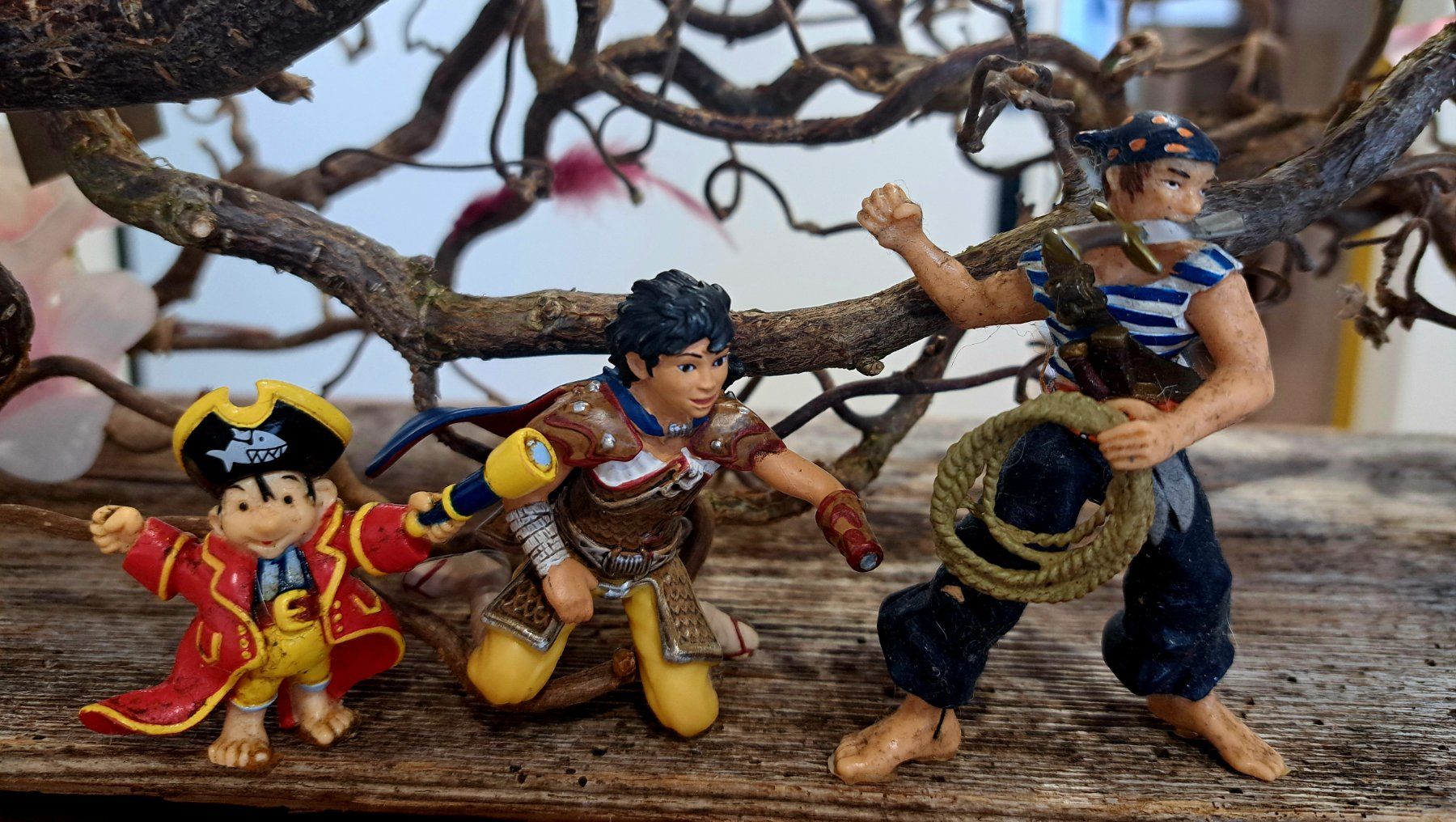 Schleich Giocattoli: 17 Schleich Figuren Menschen Reiter Pferd – Usato da bazenheid venduto da salerno007 5