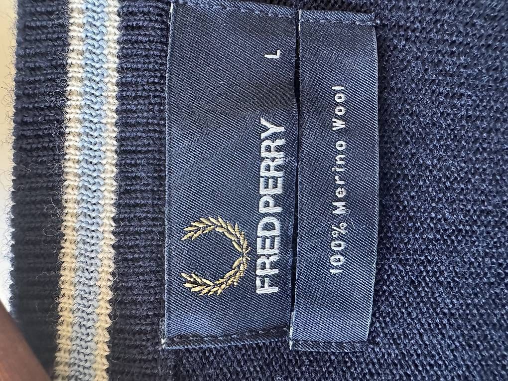 Jacken: Fred Perry Strickjacke (navy) – Gebraucht aus Rothrist von Baggio19 2