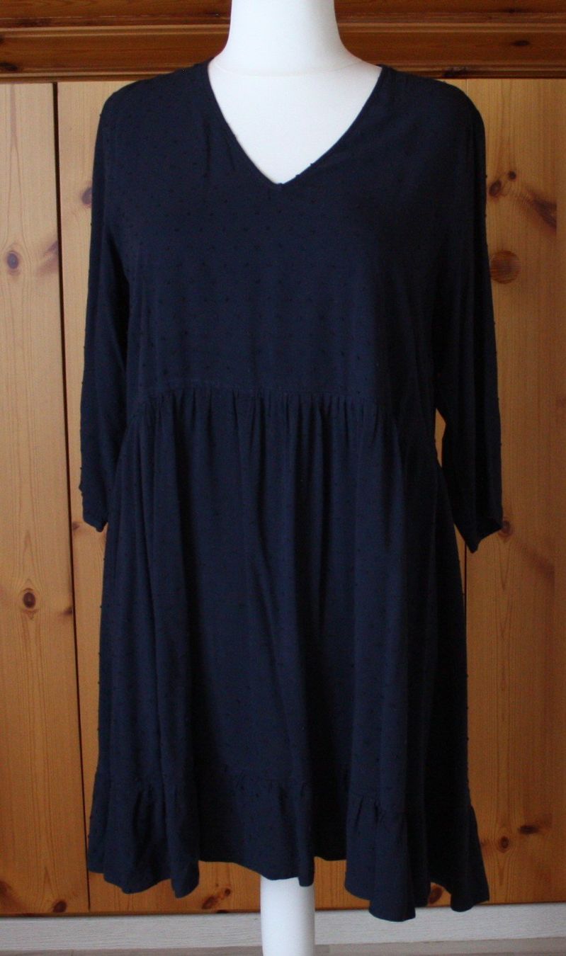 Vestiti: Kleid Langarm  blau Gr. XL – Usato da Flüelen venduto da Diversicum-Curvy