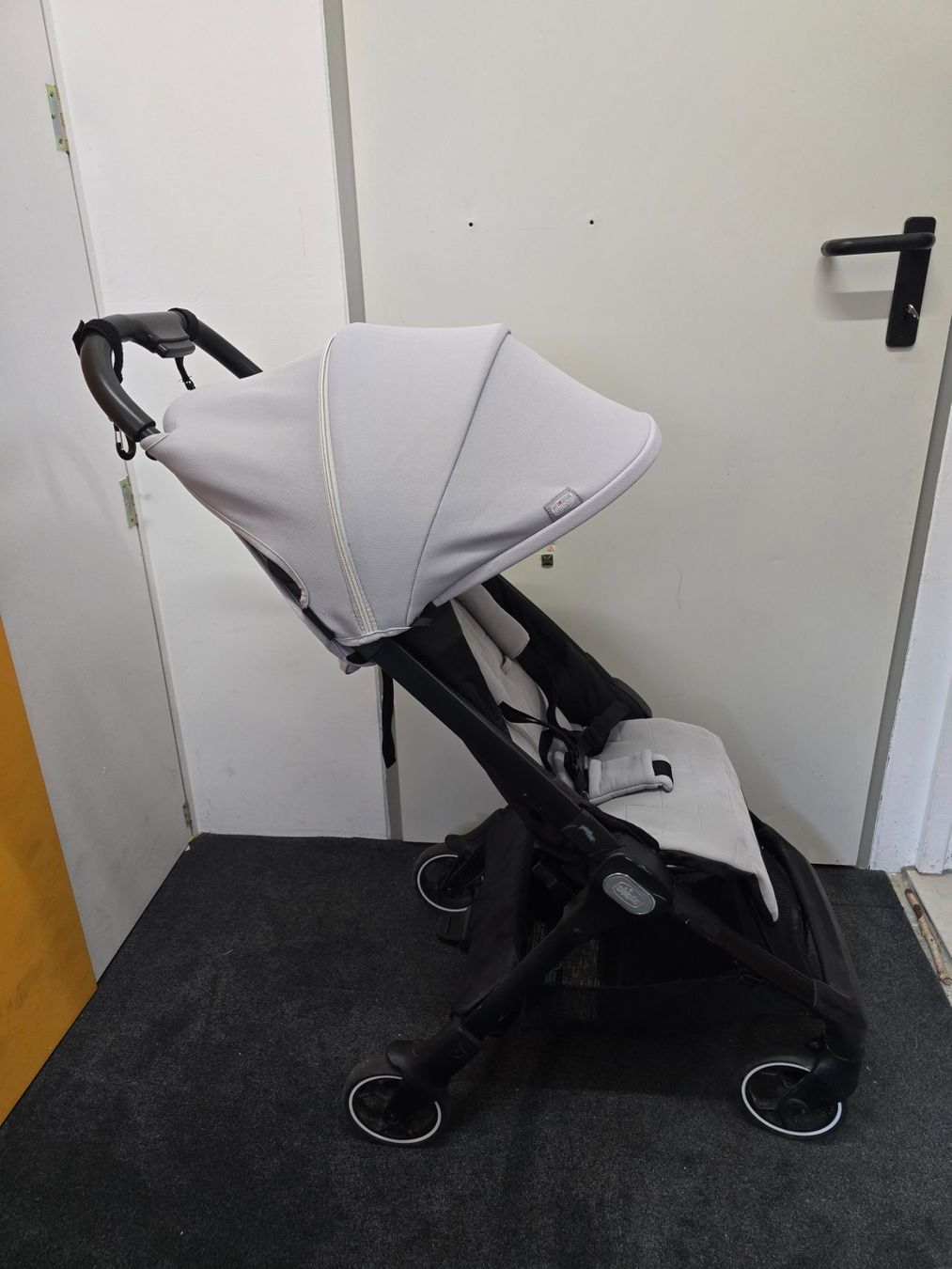 Chicco Carrozzine: Kinderwagen Chicco We Buggy cool grey – Usato da Marbach SG venduto da Blackneo 2