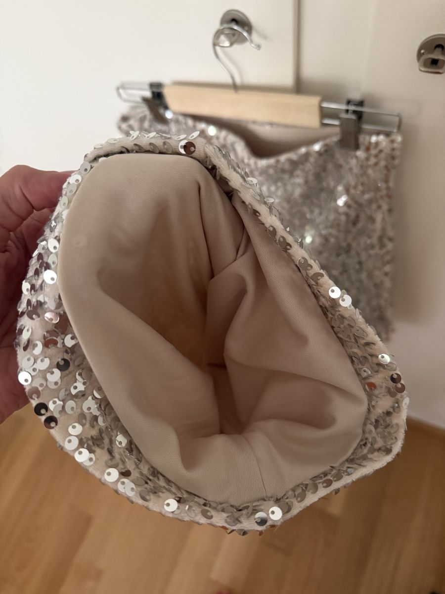 Pantalons: Les Jumelles Sequin Flared Trousers – New – Neuf avec emballage d'origine à Zürich par eve_m2gr 4