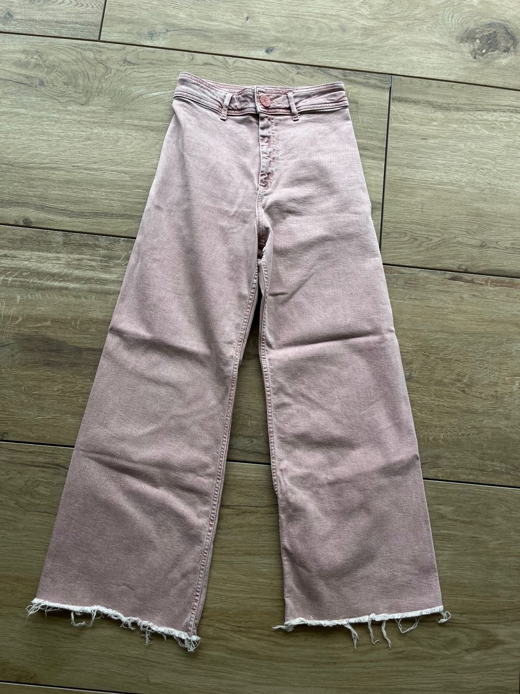 Zara Jeans: Zara Jeans / straight cut – Gebraucht aus Zuzwil SG von dieschnellemichelle