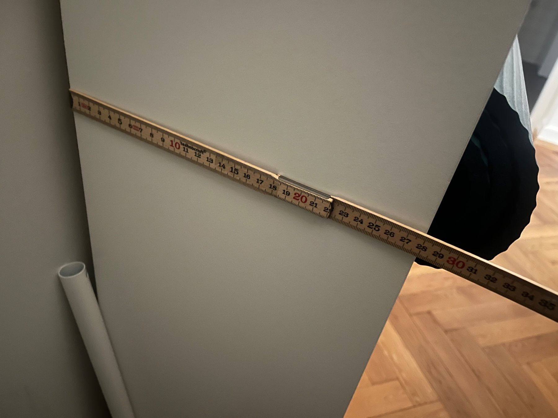 Ikea Armadi: Weisser Schrank von Ikea – Usato da Zürich venduto da cat_rsn7 3